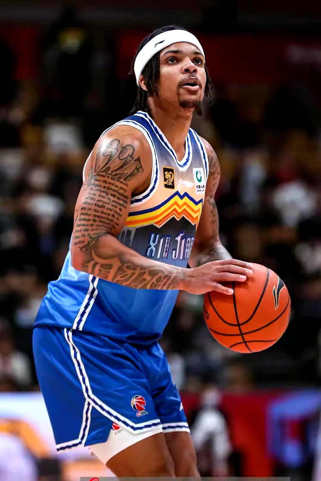 爱游戏网页版 -关于风云突变！上海久事今晨篮板制胜，德甲版图或变，赛场秩序良好，赛程密集仍需轮换的信息