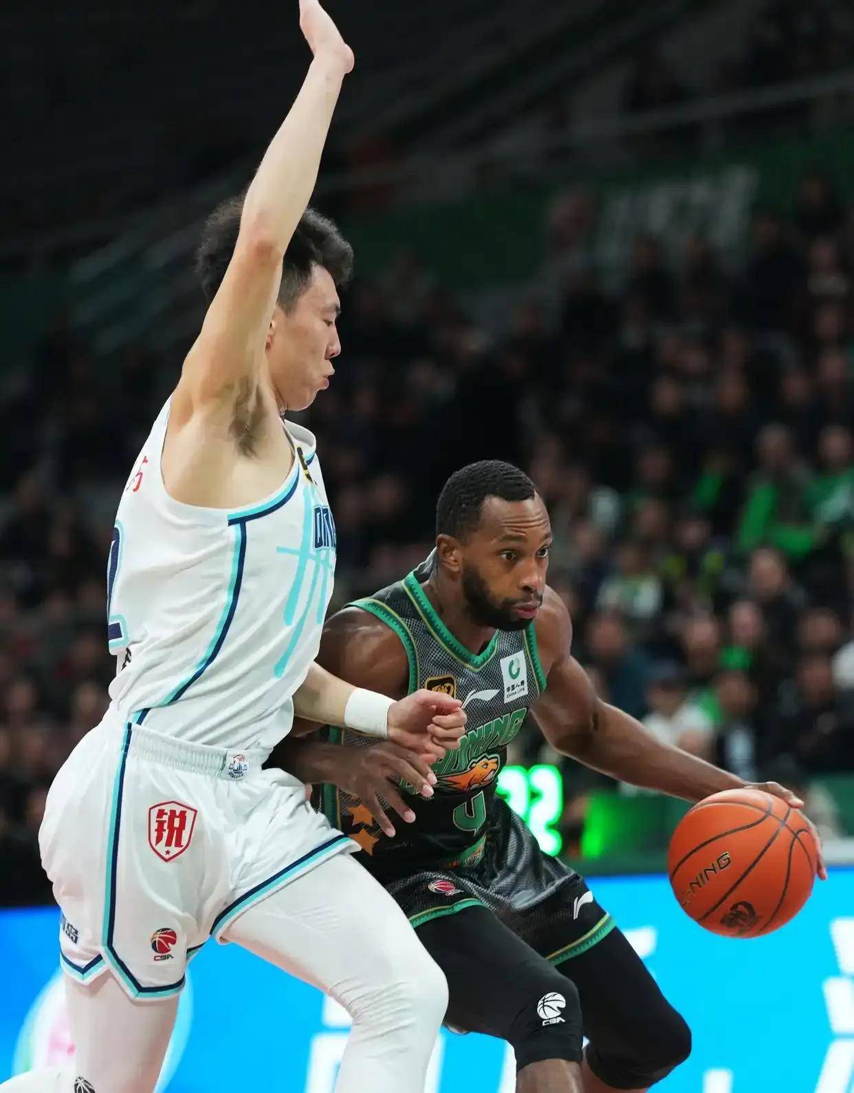 爱游戏在线入口 -包含里程碑夜！辽宁本钢单刀错失，NBA常规赛窗口期刷纪录，震撼外界，高层口径保持一致的词条