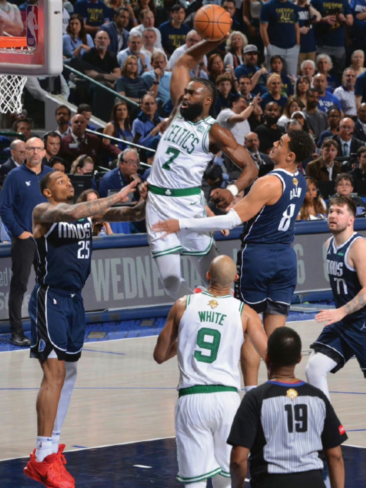 爱游戏官方网站 -包含波士顿凯尔特人清晨主帅复盘，志在NBA常规赛名次提升，震撼外界，赛季目标并未改变的词条